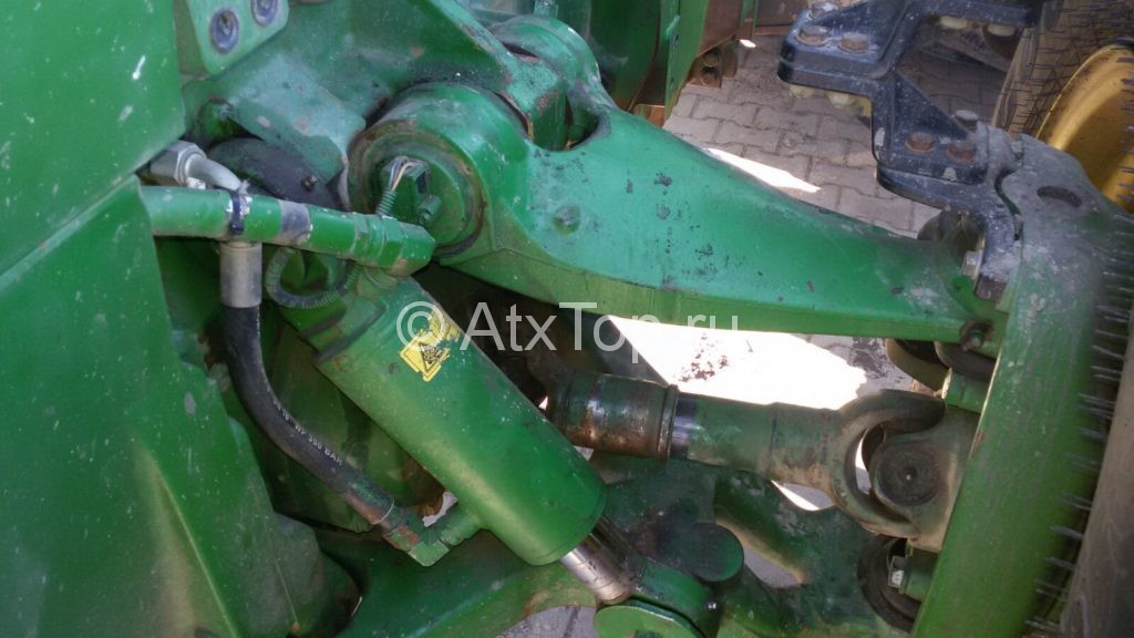 traktor-john-deere-8530-3