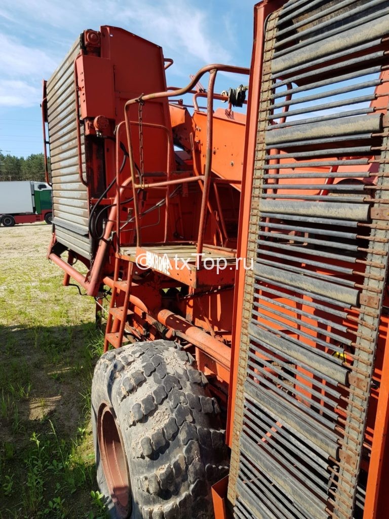 kombajn-kartofeleuborochnyj-grimme-hls-750-9