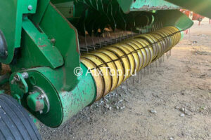 john-deere-568-3