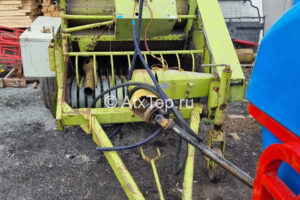 claas-rollant-44-8-4