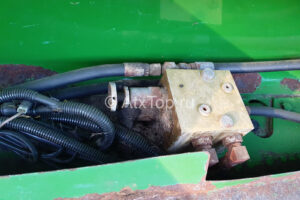 press-podborshhik-john-deere-570-3