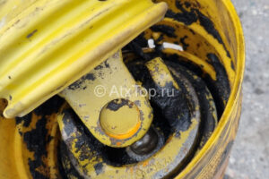 john-deere-575-2