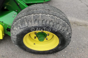 john-deere-582-4-3