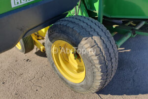 john-deere-592-37