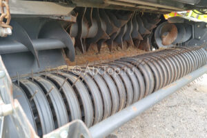 claas-variant-350-2-4