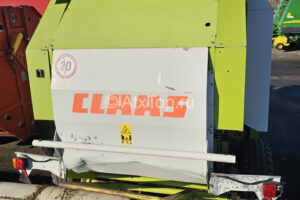 Claas Rollant 240