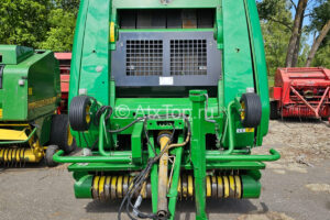 John Deere 854
