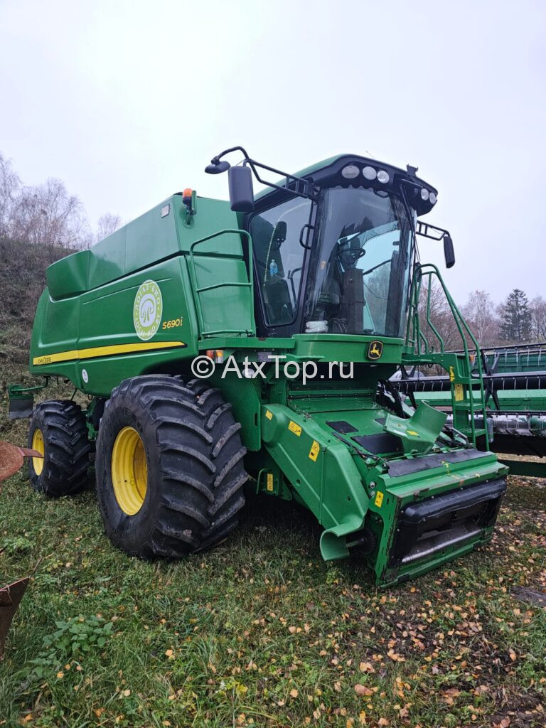 Зерноуборочный комбайн John Deere S690i