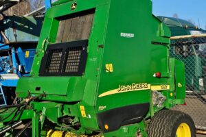 John Deere 592