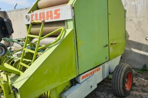 Claas Rollant 62