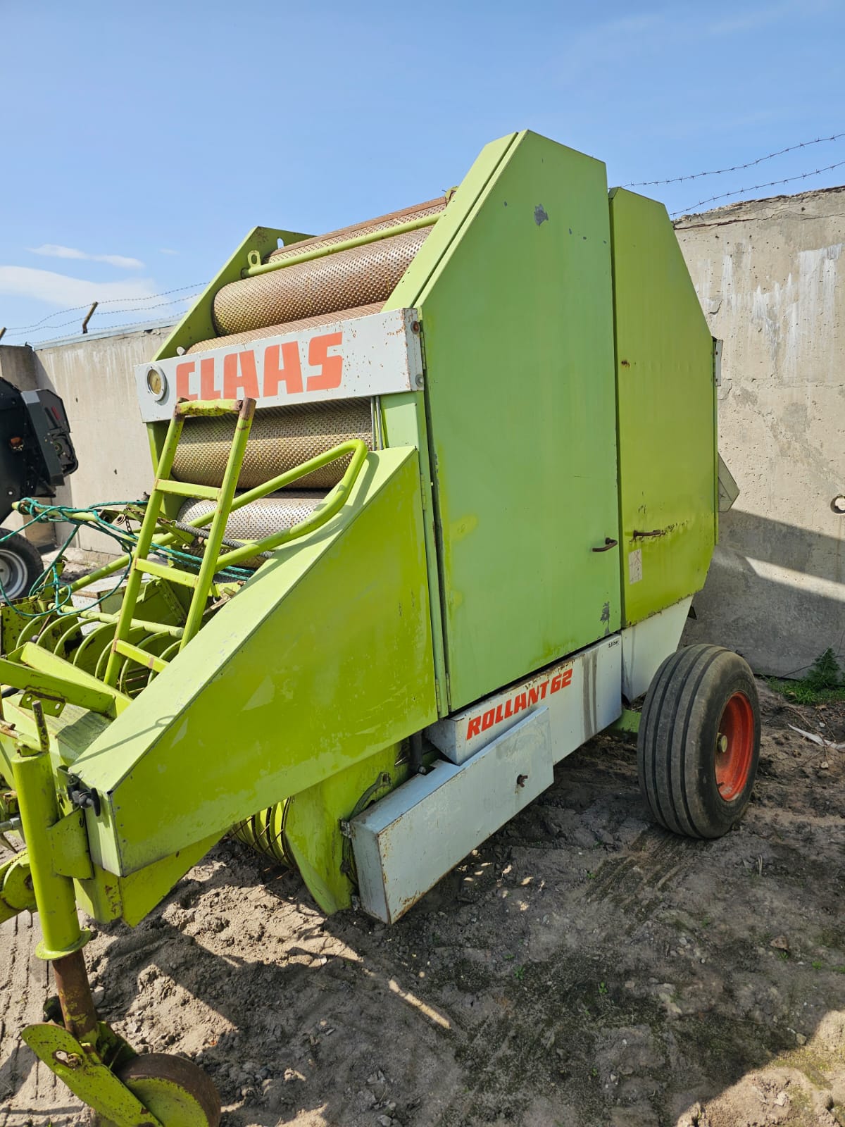 Claas Rollant 62