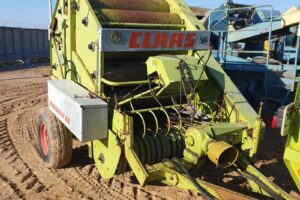 Claas Rollant 44