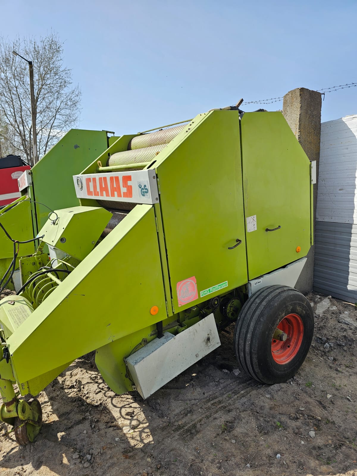 Claas Rollant 44