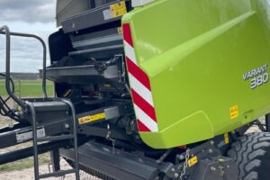 Claas Variant 380