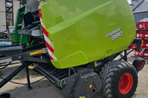 Claas Variant 380