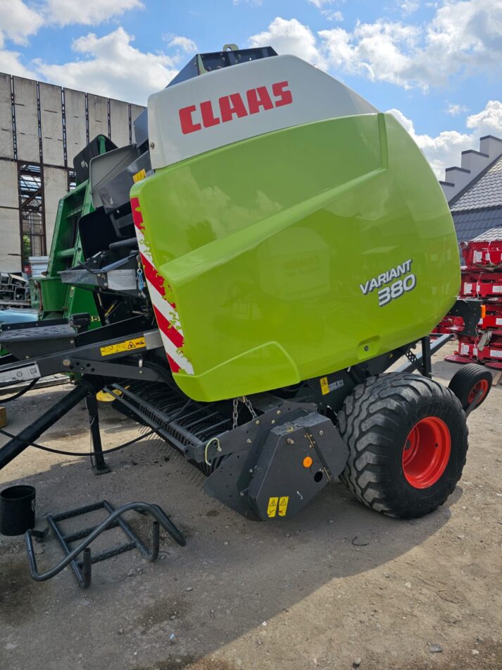 Claas Variant 380