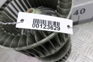 Изображение товара 123629 - 00123629 ventilyator otopitelya (motorchik pechki)