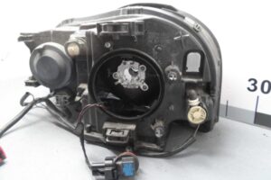 Изображение товара 128651 - 00128651 fara pravaya Volvo V50 2