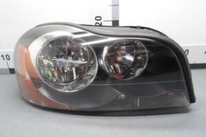 Изображение товара 128651 - 00128651 fara pravaya Volvo V50