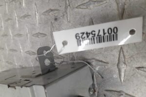 Изображение товара 175429 - 00175429 magnitola Volvo V50 3