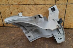 Изображение товара 230400 - 00230400 chetvert perednyaya pravaya BMW M5