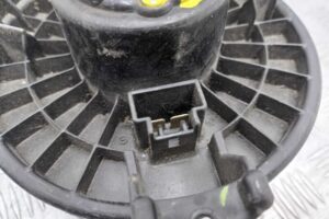 Изображение товара 232562 - 00232562 ventilyator otopitelya (motorchik pechki) Rover 400 1