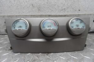 Изображение товара 235352 - 00235352 pereklyuchatel otopitelya Subaru Tribeca