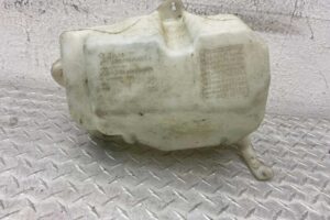 Изображение товара 246323 - 00246323 bachok omyvatelya Volvo V7020240403170401 3
