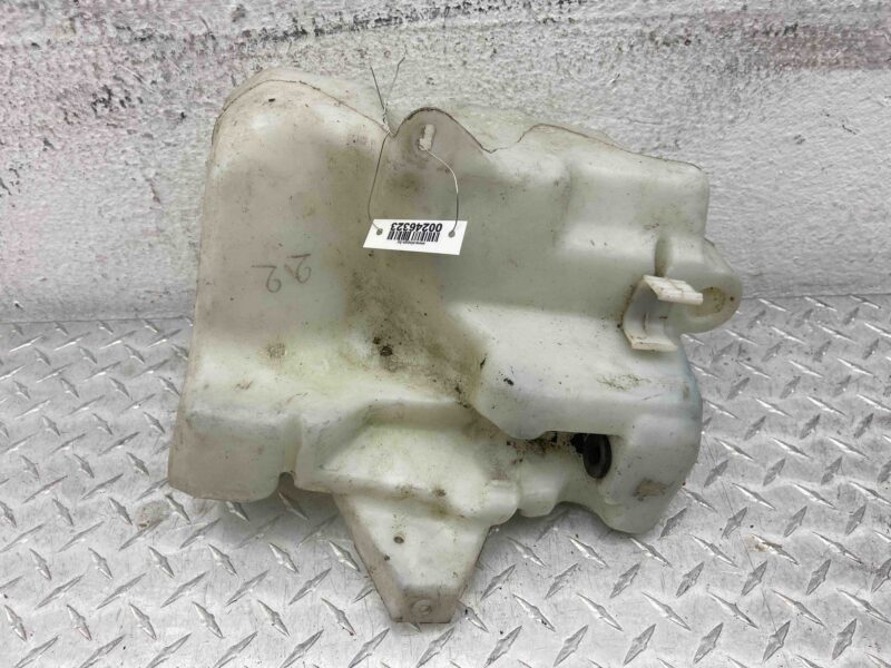 Изображение товара 246323 - 00246323 bachok omyvatelya Volvo V7020240403170401
