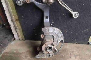Изображение товара 2240w1539 - 2240w1539 kulak povorotnyj pravyj Toyota Carina E