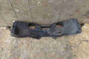Изображение товара 47754 - 00047754 balka perednyaya Peugeot 306