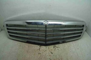 Изображение товара 87398 - 00087398 reshetka radiatora Honda Ridgeline 2