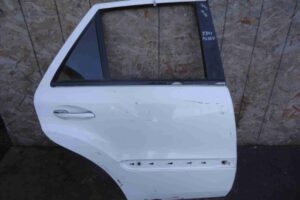 Изображение товара 98283 - 00098283 dver zadnyaya pravaya Ford Escort