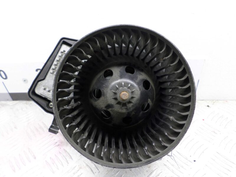 Изображение товара 109895 - 00109895 ventilyator otopitelya (motorchik pechki) Honda Pilot