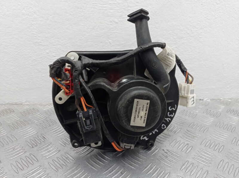 Изображение товара 228635 - 00228635 ventilyator otopitelya (motorchik pechki)