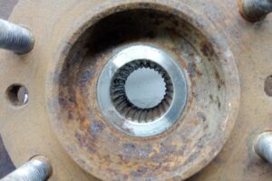 Изображение товара 239111 - 00239111 kulak povorotnyj pravyj Toyota Ipsum 1