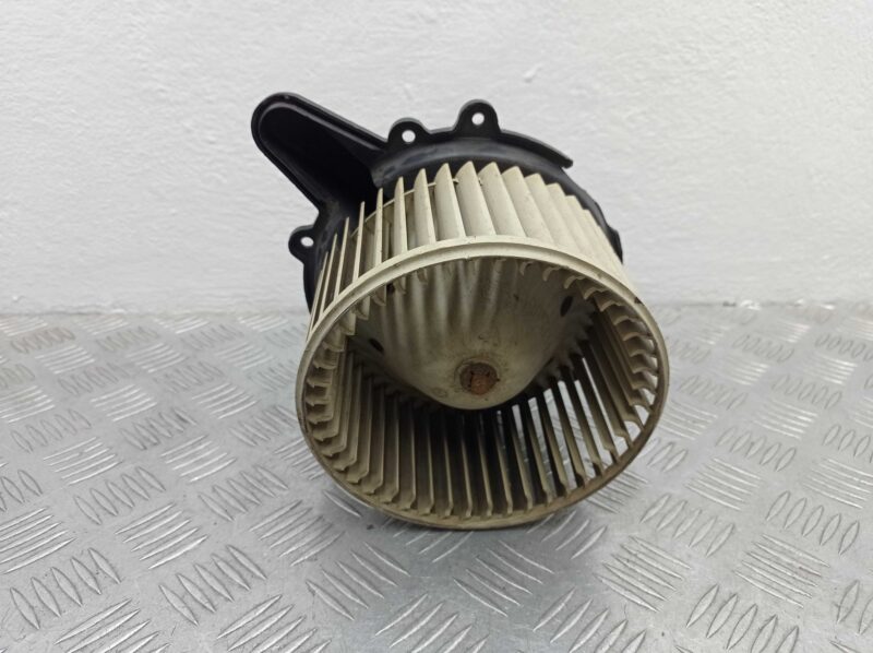 Изображение товара 244858 - 00244858 ventilyator otopitelya (motorchik pechki) Chrysler Sebring