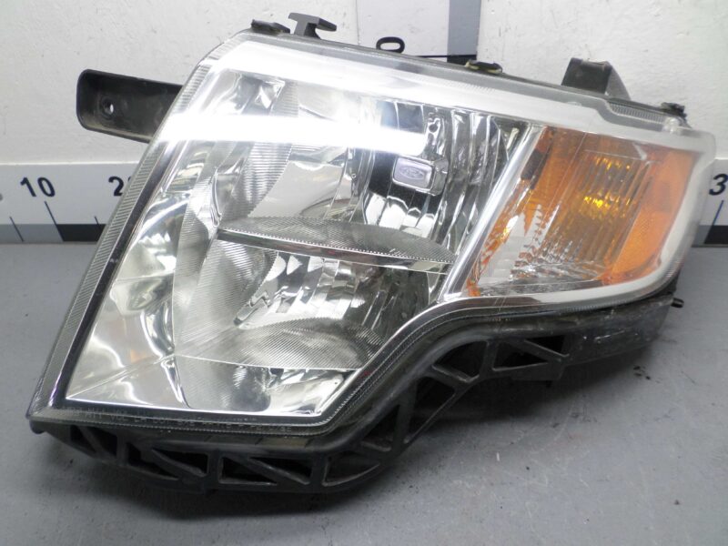 Изображение товара 118844 - 00118844 fara levaya Ford Kuga