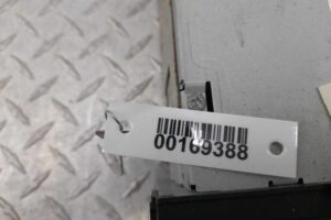 Изображение товара 169388 - 00169388 magnitola Audi TT 2