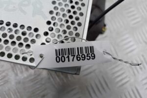 Изображение товара 176959 - 00176959 magnitola Peugeot 107 3
