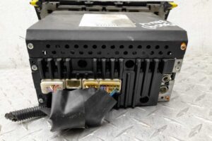 Изображение товара 189881 - 00189881 magnitola Rover 400 1