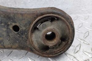 Изображение товара 195723 - 00195723 rychag perednij levyj nizhnij Skoda Octavia 2