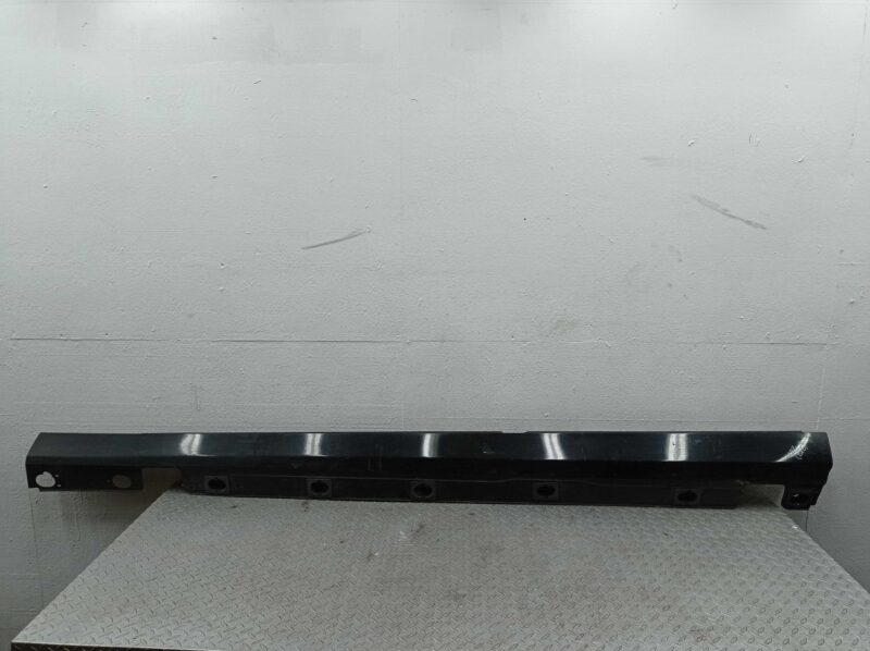 Изображение товара 203135 - 00203135 porog plastikovyj levyj Ford Scorpio