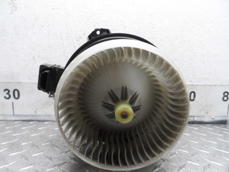 Изображение товара 213846 - 00213846 ventilyator otopitelya (motorchik pechki) Peugeot 306