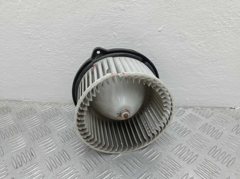 Изображение товара 249814 - 00249814 ventilyator otopitelya (motorchik pechki)