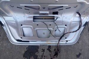 Изображение товара 260359 - 00260359 kryshka bagazhnika Ford Escape20240531150542 3