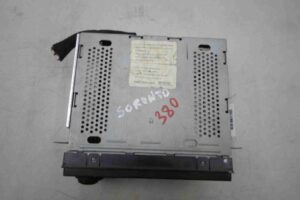 Изображение товара 57945 - 00057945 magnitola Audi 80 2