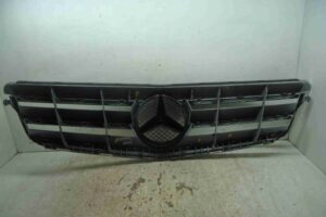 Изображение товара 92561 - 00092561 reshetka radiatora Honda Ridgeline 2