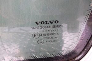 Изображение товара 147403 - 00147403 steklo kuzovnoe pravoe Volvo XC70 3