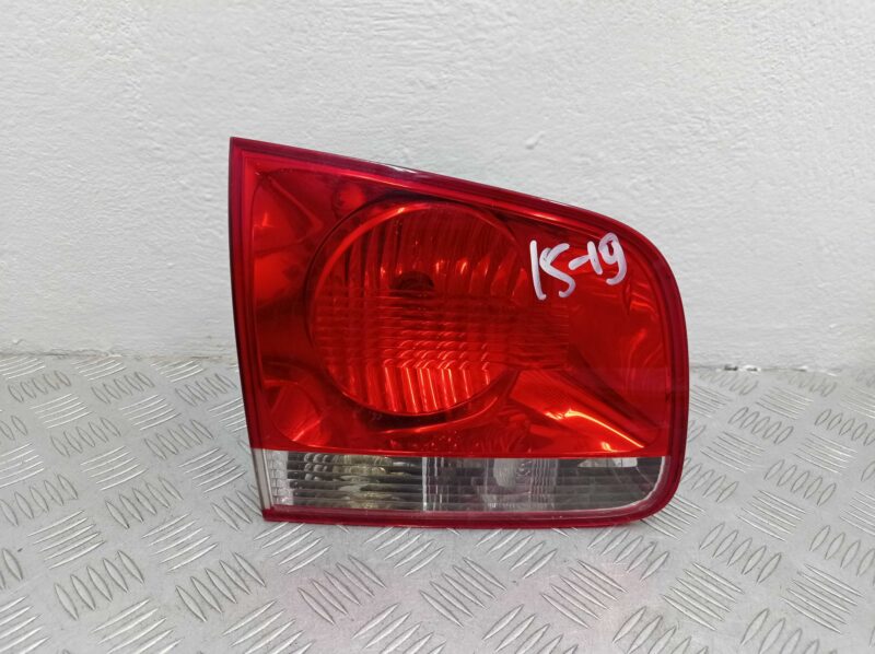 Изображение товара 230268 - 00230268 fonar kryshki levyj Toyota Matrix